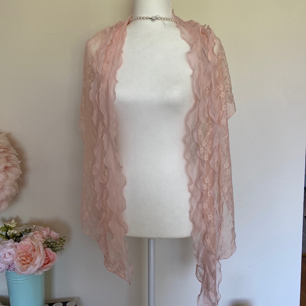 VTG Ruffle lace floral scarf salmon color